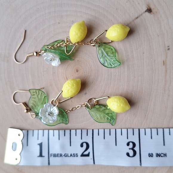 Lemon Charm Earrings with Green Leaves - Picture 2 of 3